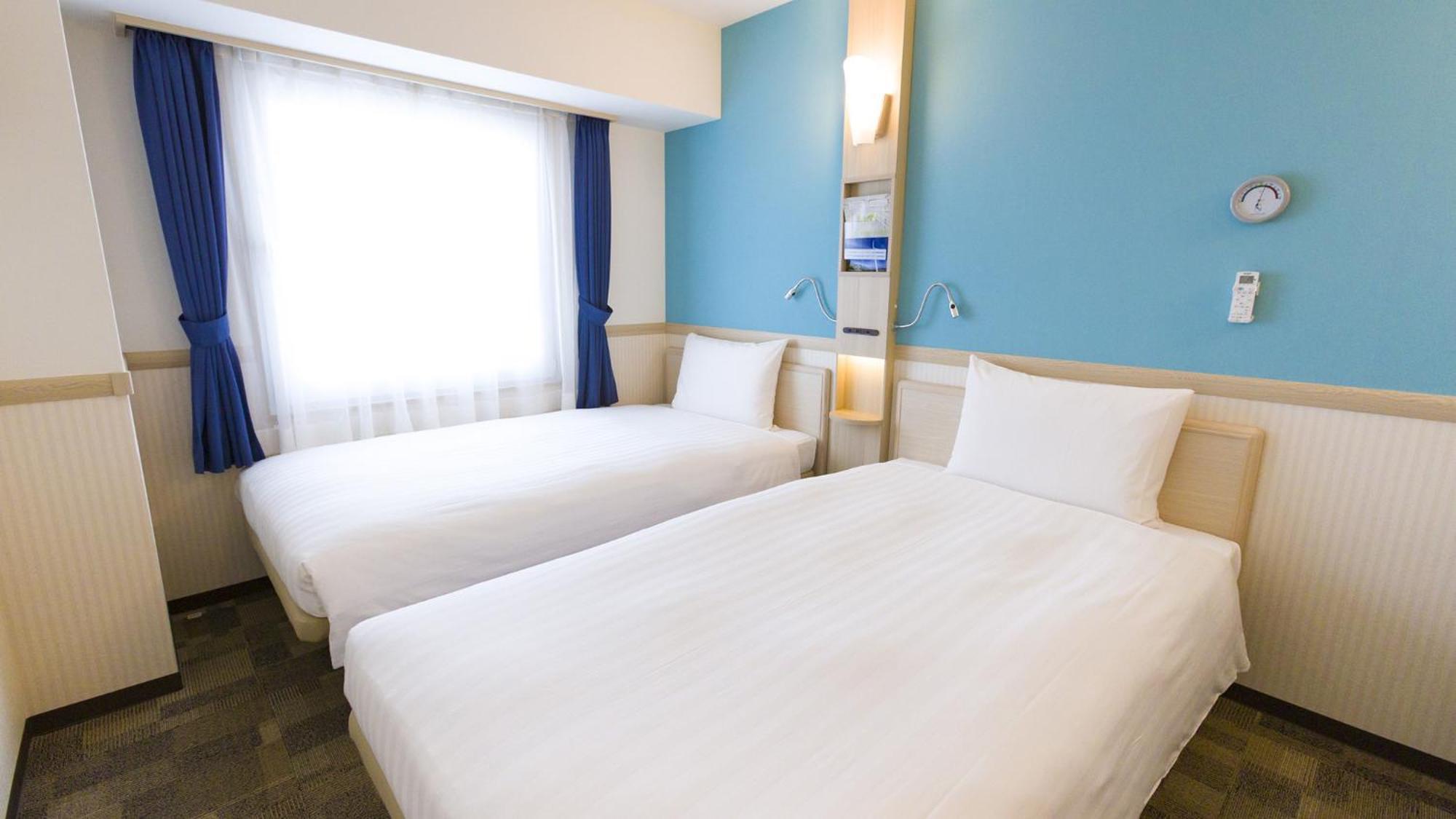 Toyoko Inn Nagareyama-Otakanomori Ekimae Habitación foto